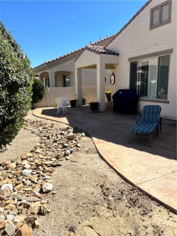 19333 Wildwood Court, Apple Valley, CA 92308