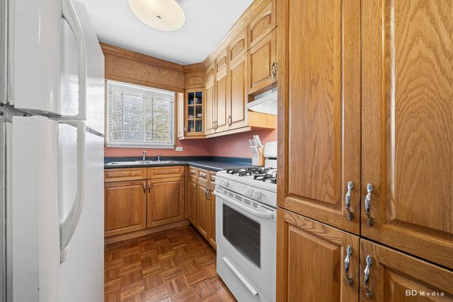 9814 Sayre Avenue 204, Chicago Ridge, IL 60415