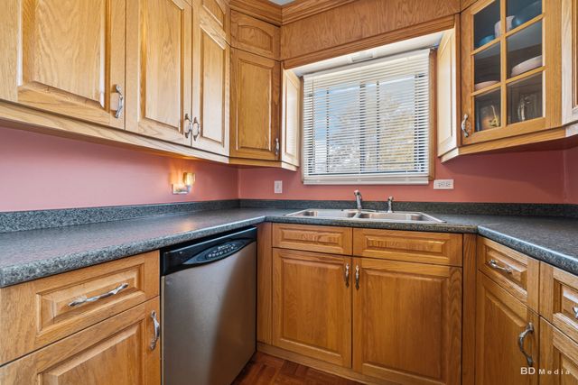 9814 Sayre Avenue 204, Chicago Ridge, IL 60415