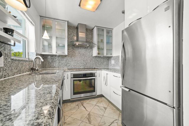 1444 SE 15th Court 103, Deerfield Beach, FL 33441