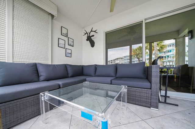 1444 SE 15th Court 103, Deerfield Beach, FL 33441