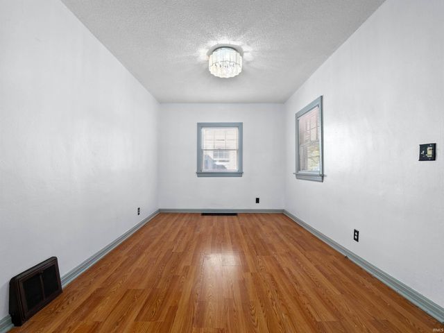 4408 Avondale Drive, Fort Wayne, IN 46806