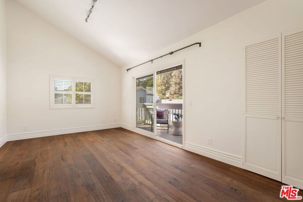 Image 25 of property listing at 1322 Avenida De Cortez, Los Angeles, CA 90272