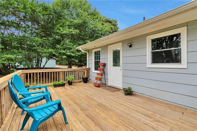 1858 Valley View Road, Snellville, GA 30078