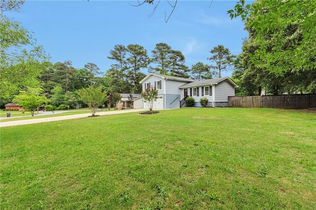 1858 Valley View Road, Snellville, GA 30078