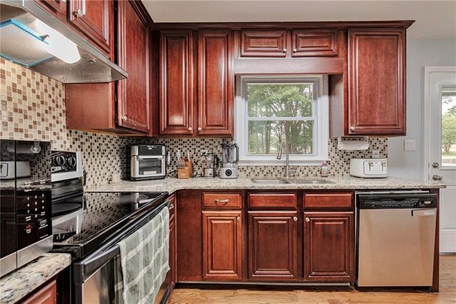 1858 Valley View Road, Snellville, GA 30078
