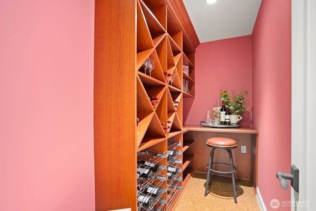 9632 Lake Washington Boulevard NE, Bellevue, WA 98004