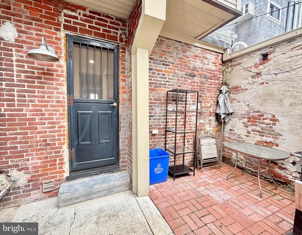 766 S MARTIN ST, Philadelphia, PA 19146