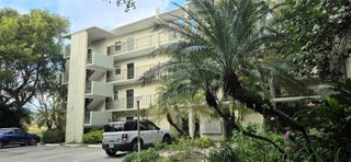 8951 N New River Canal Road 1B, Plantation, FL 33324