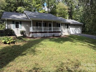 251 Angeline Drive, Mills River, NC 28759