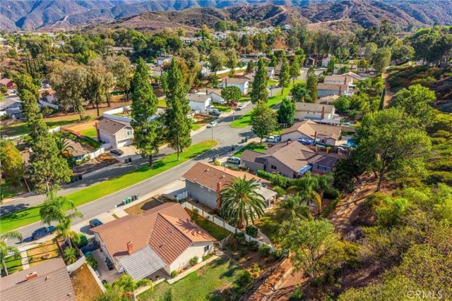 2438 Antelope Dr, Corona, CA 92882