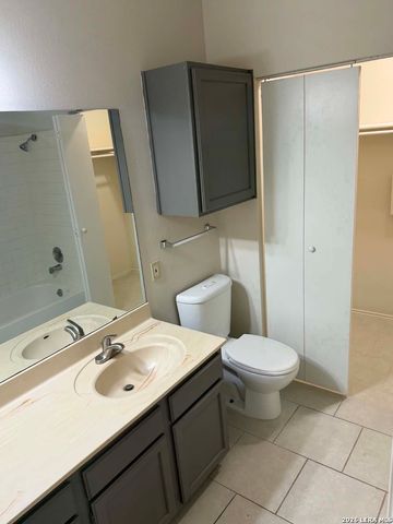3431 RIDGE COUNTRY ST, San Antonio, TX 78247