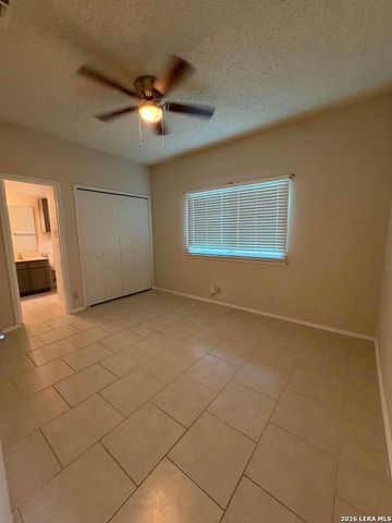 3431 RIDGE COUNTRY ST, San Antonio, TX 78247