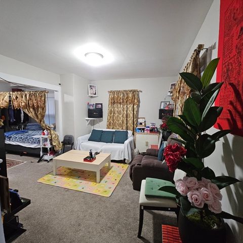 19 Lawton Street, Lowell, MA 01851