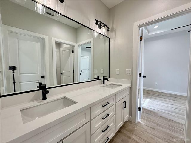 2800 Kilgore Avenue, Mcallen, TX 78504