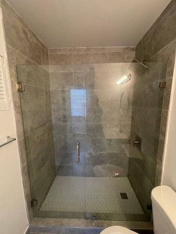 411 SE 10th Street 5, Hallandale Beach, FL 33009