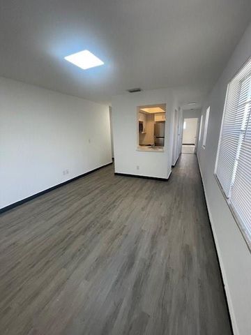 411 SE 10th Street 5, Hallandale Beach, FL 33009