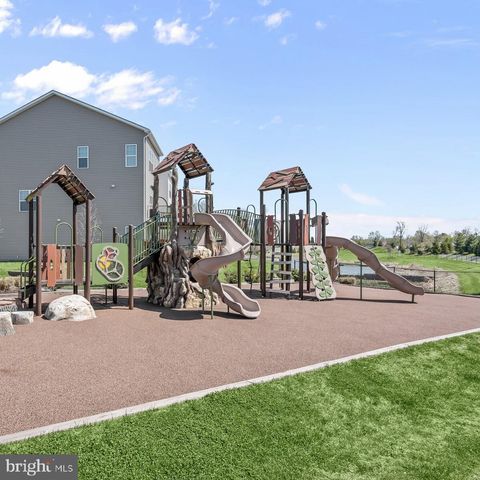 220 APSLEY TER, Purcellville, VA 20132