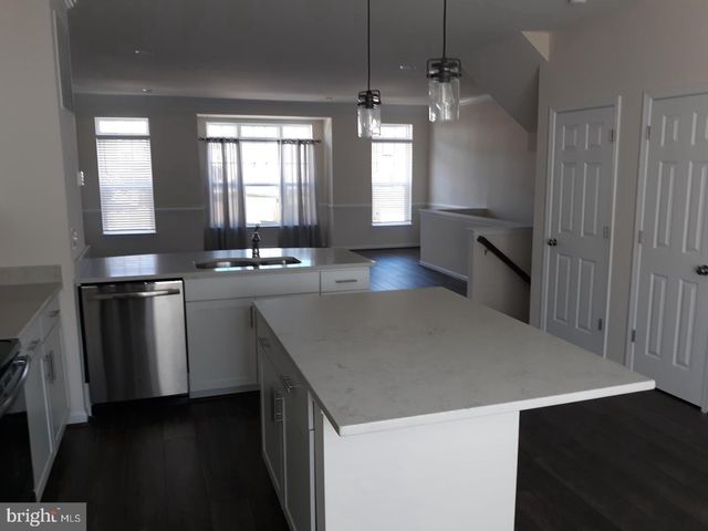 220 APSLEY TER, Purcellville, VA 20132