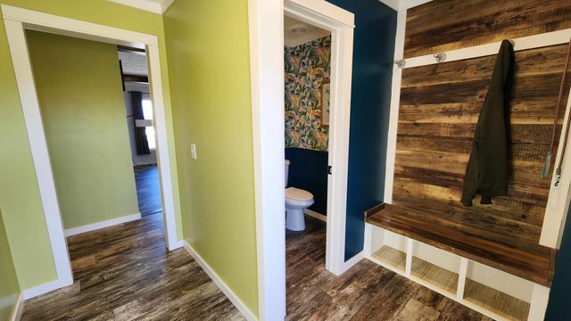 2695 Leslie Rd, Burkesville, KY 42717