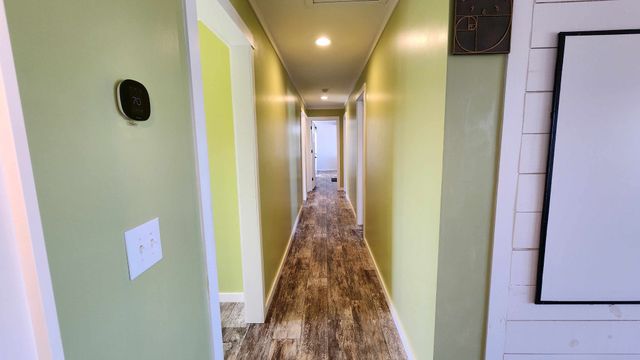 2695 Leslie Rd, Burkesville, KY 42717