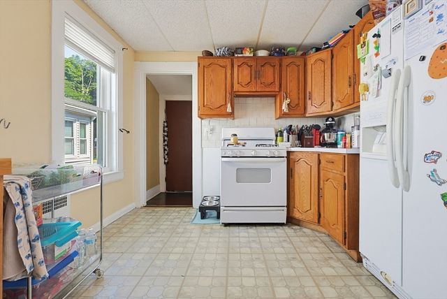 19 Tremont St, Peabody, MA 01960