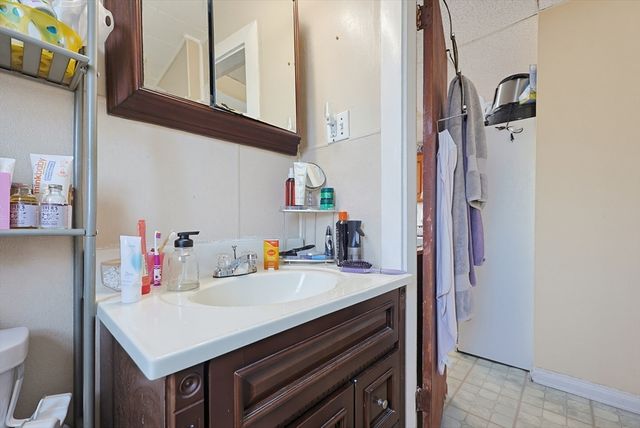 19 Tremont St, Peabody, MA 01960