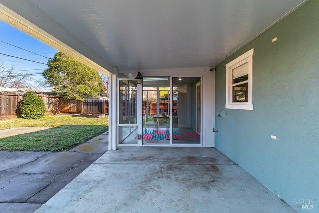 1102 Eastwood St, Vallejo, CA 94591