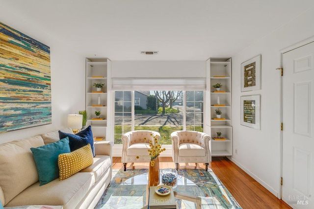 1102 Eastwood St, Vallejo, CA 94591