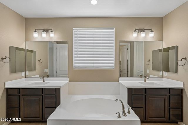 5409 W LYDIA Lane, Laveen, AZ 85339