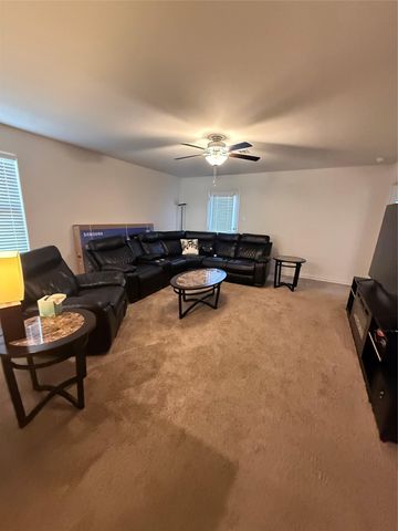 18912 Quiet Range DR, Elgin, TX 78621