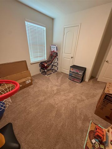 18912 Quiet Range DR, Elgin, TX 78621