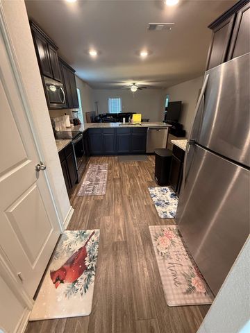 18912 Quiet Range DR, Elgin, TX 78621