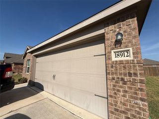 18912 Quiet Range DR, Elgin, TX 78621