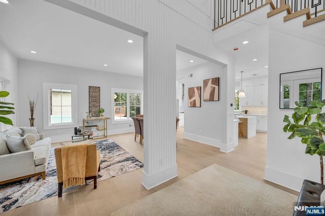 7 Canterbury Lane, Millburn, NJ 07078