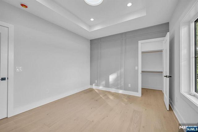 7 Canterbury Lane, Millburn, NJ 07078