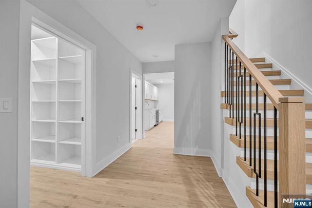 7 Canterbury Lane, Millburn, NJ 07078