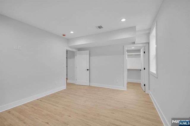 7 Canterbury Lane, Millburn, NJ 07078