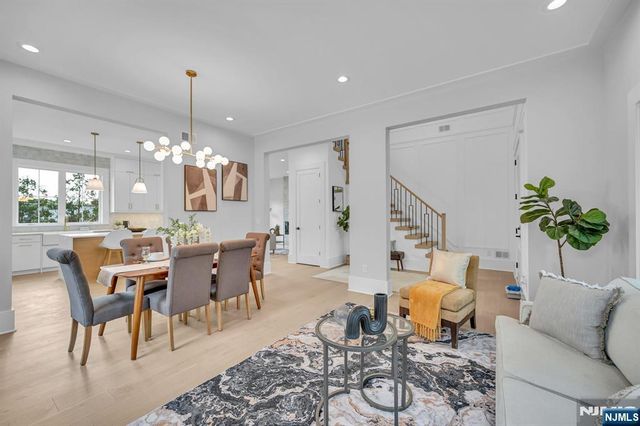 7 Canterbury Lane, Millburn, NJ 07078