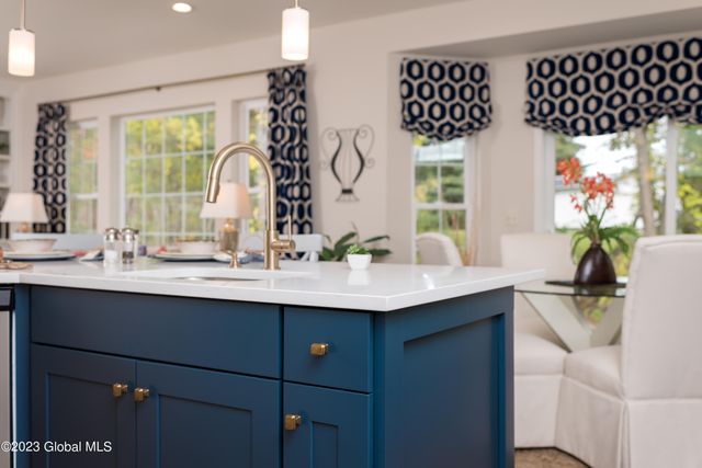 11 Anson Court, Malta, NY 12020