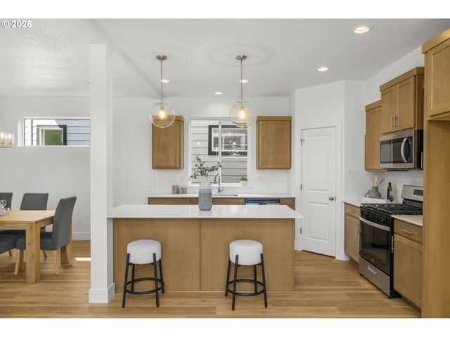 19898 Sw Lou Ln, Beaverton, OR 97007