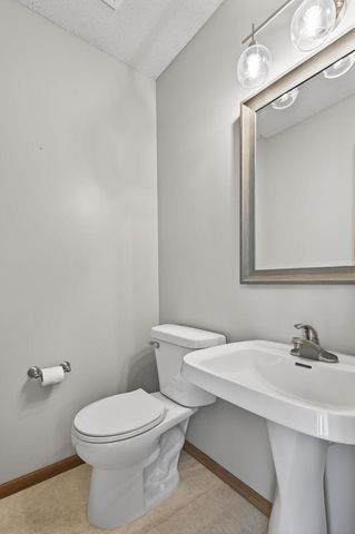 15822 Fleet Trail, Apple Valley, MN 55124