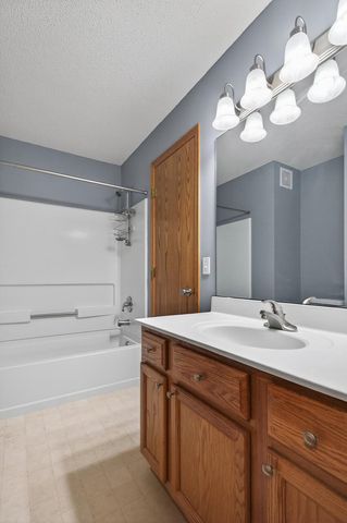15822 Fleet Trail, Apple Valley, MN 55124
