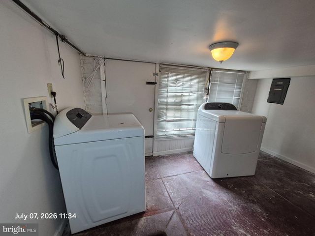 426 N LINWOOD AVE, Baltimore, MD 21224