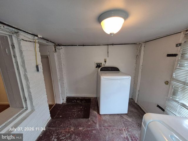 426 N LINWOOD AVE, Baltimore, MD 21224