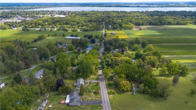 94 White Springs Lane, Geneva Town, NY 14456