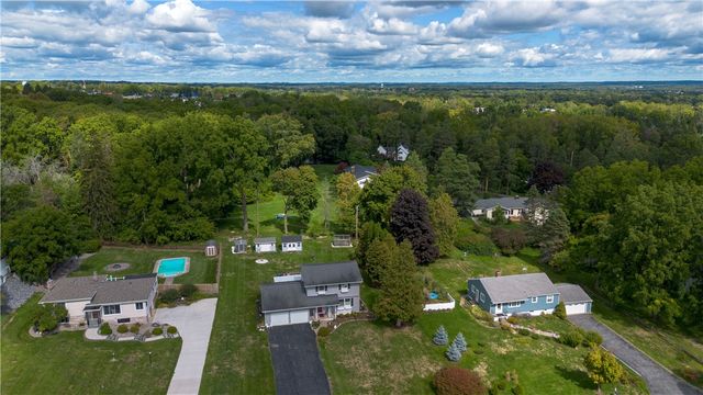 94 White Springs Lane, Geneva Town, NY 14456