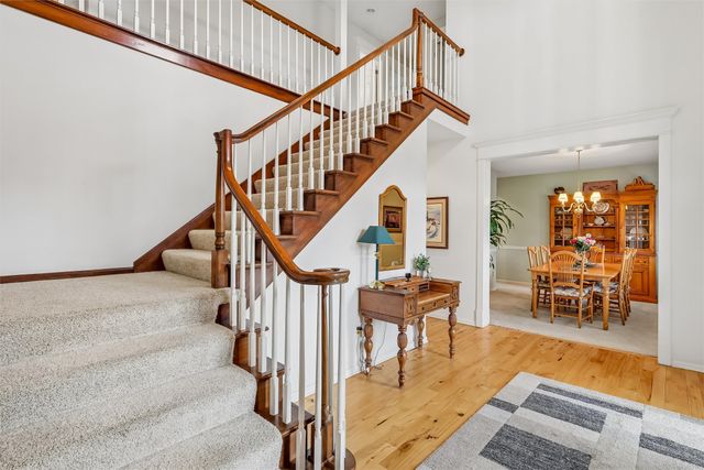 2613 Crown Flair Drive, West Des Moines, IA 50265