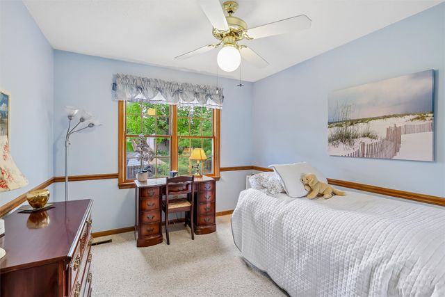 2613 Crown Flair Drive, West Des Moines, IA 50265