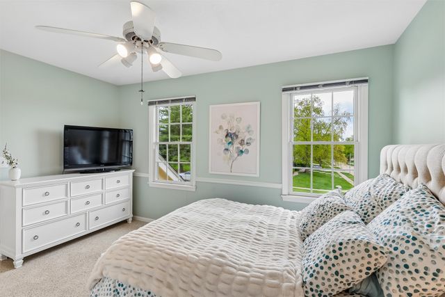 2613 Crown Flair Drive, West Des Moines, IA 50265
